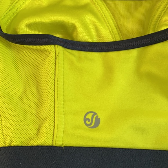 4-Hook Soma Sports Bra-34D - Picture 8 of 8